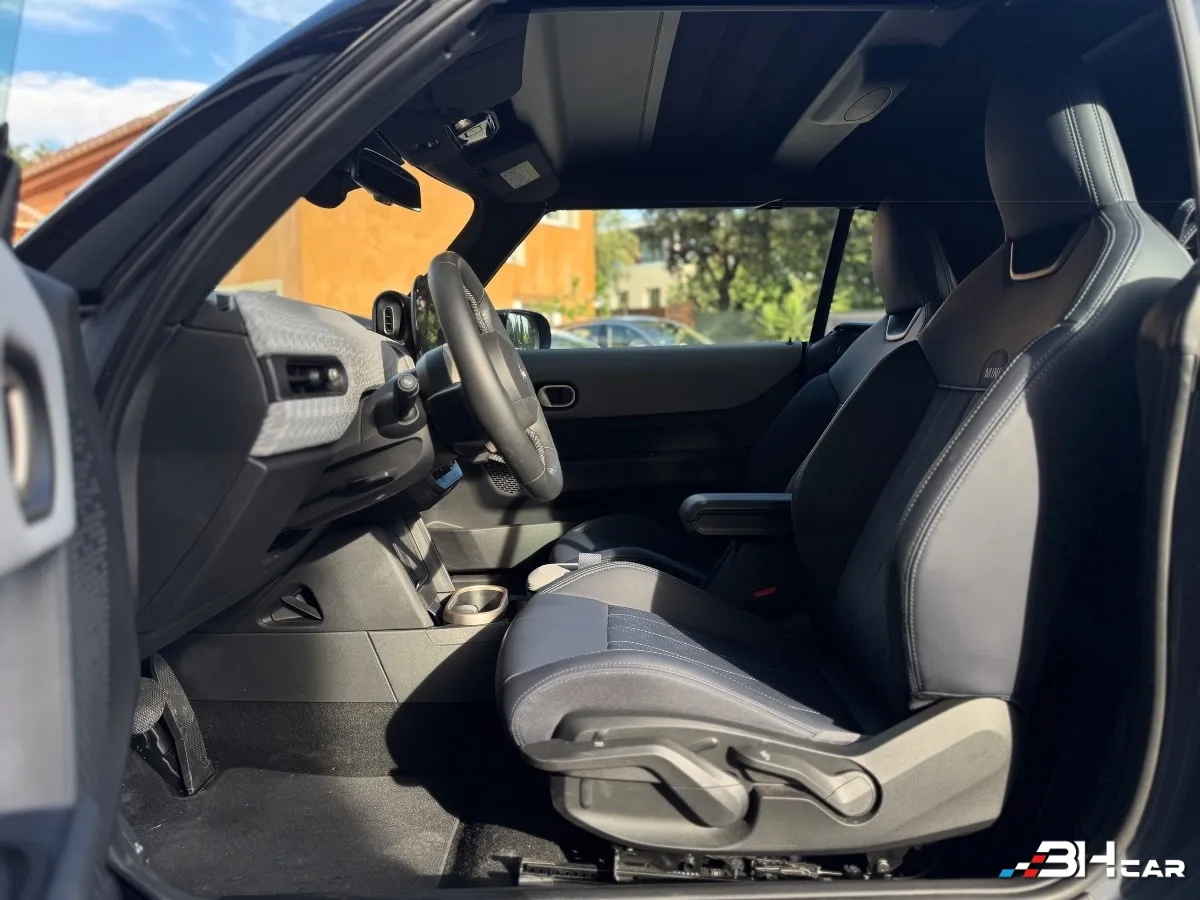 Mini Cabrio - photo 10