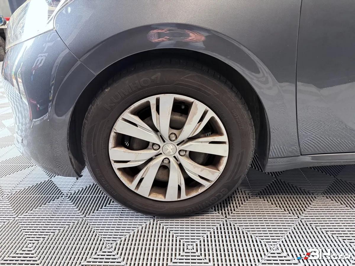 Aperçu indisponible de Peugeot 208