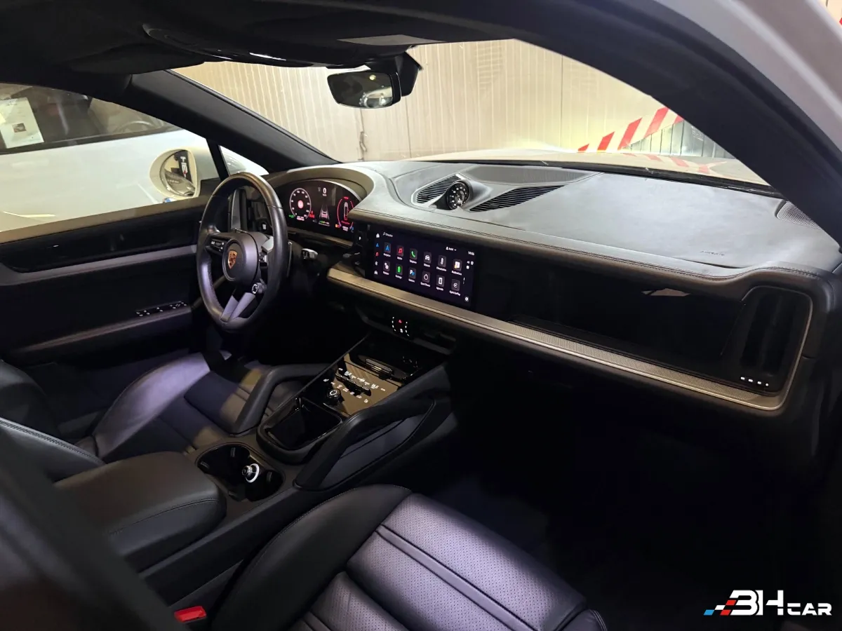 Porsche Cayenne - photo 7