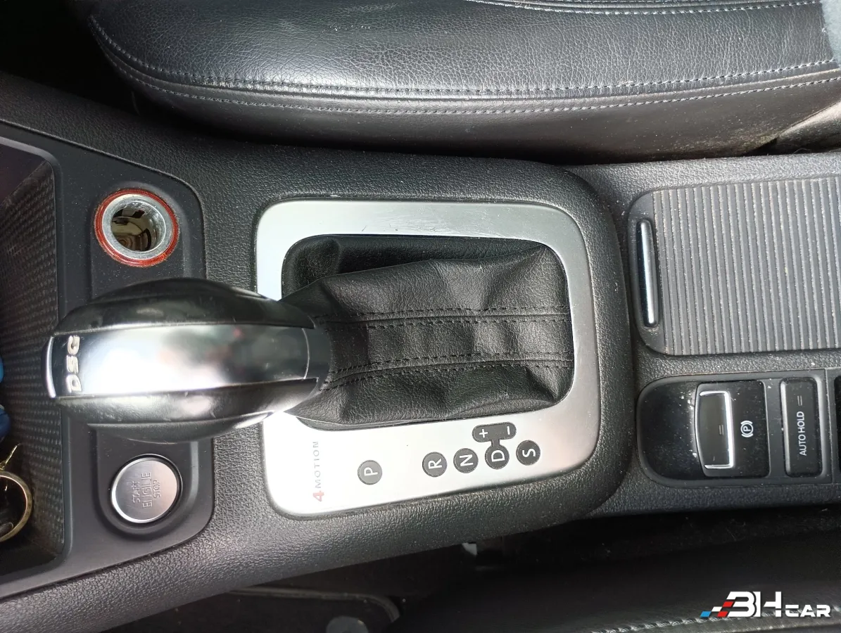 Volkswagen Tiguan - photo 33