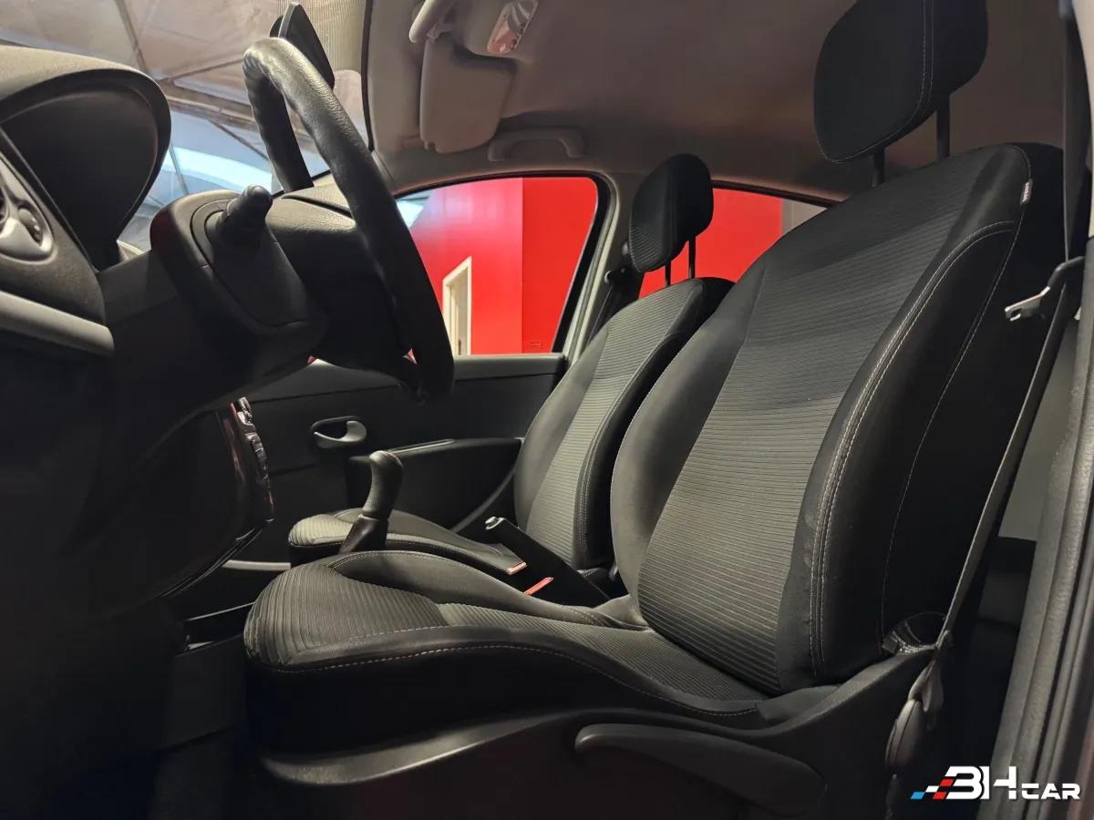 Aperçu indisponible de RENAULT Clio