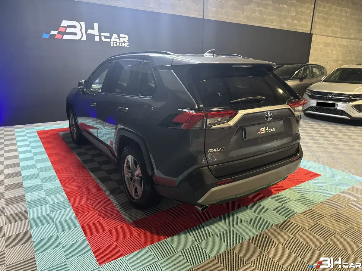 Toyota Rav-4 - photo 5