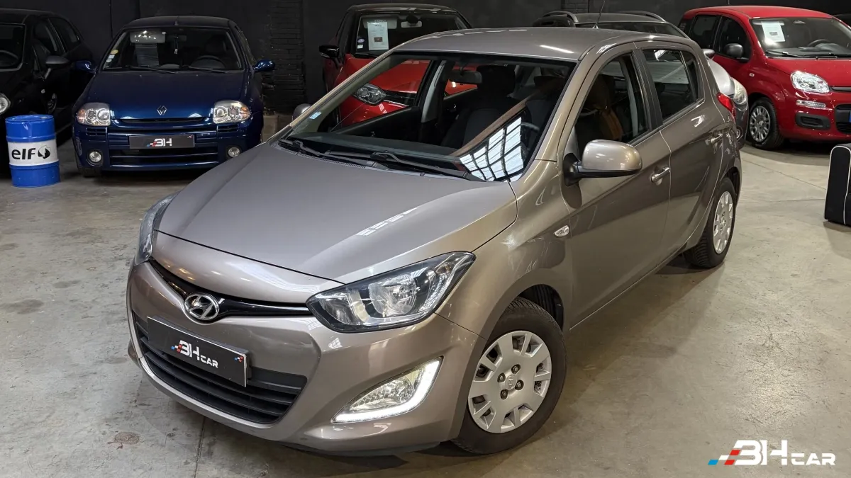 Hyundai I20 - photo 2