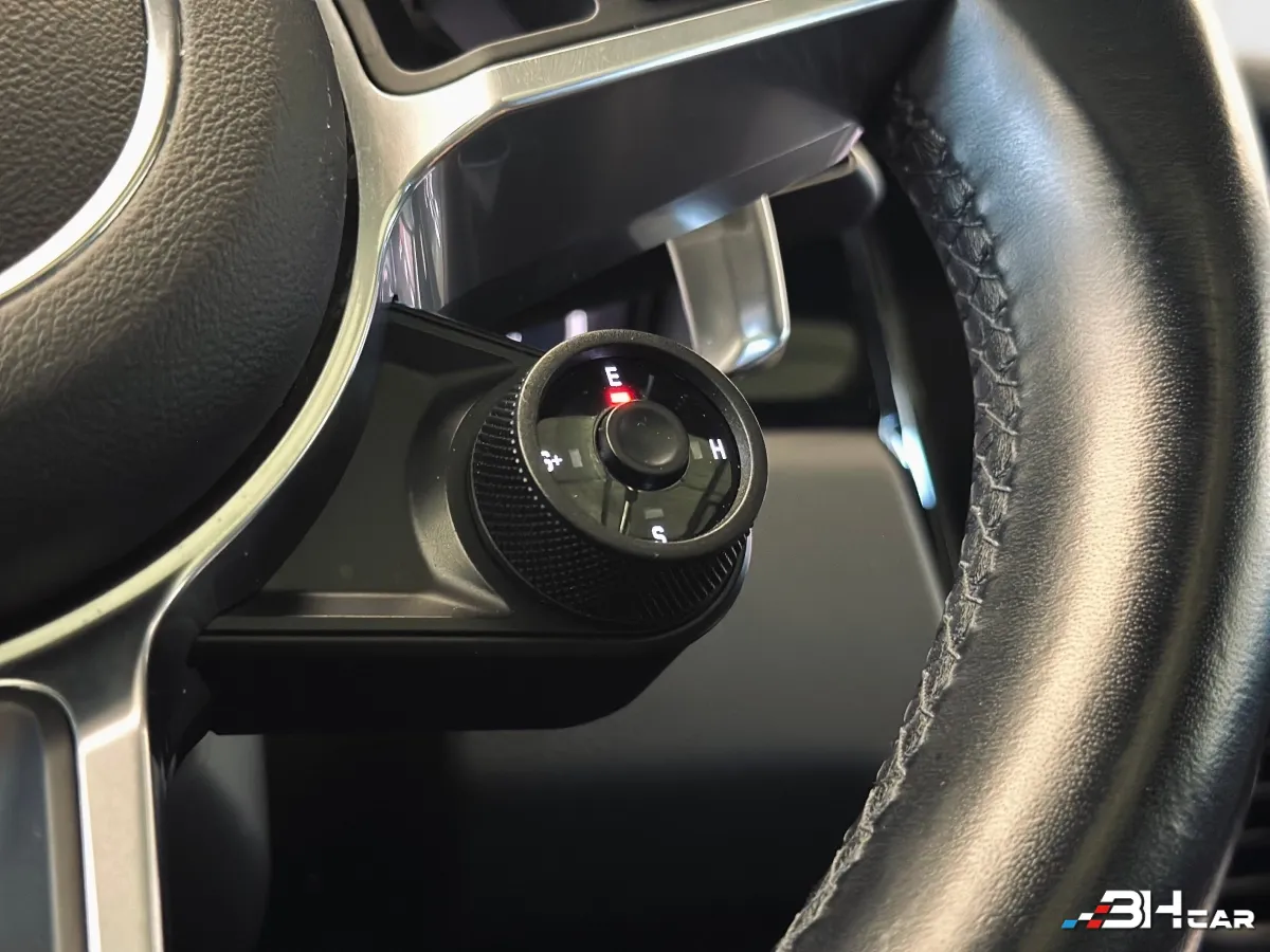 Porsche Cayenne - photo 23