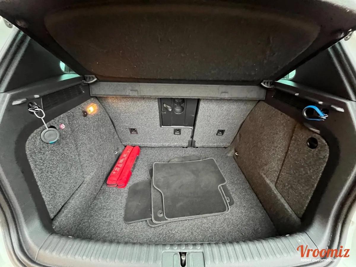 VOLKSWAGEN TIGUAN Phase 2 2.0 TDi BlueMotion 110 CH R LINE