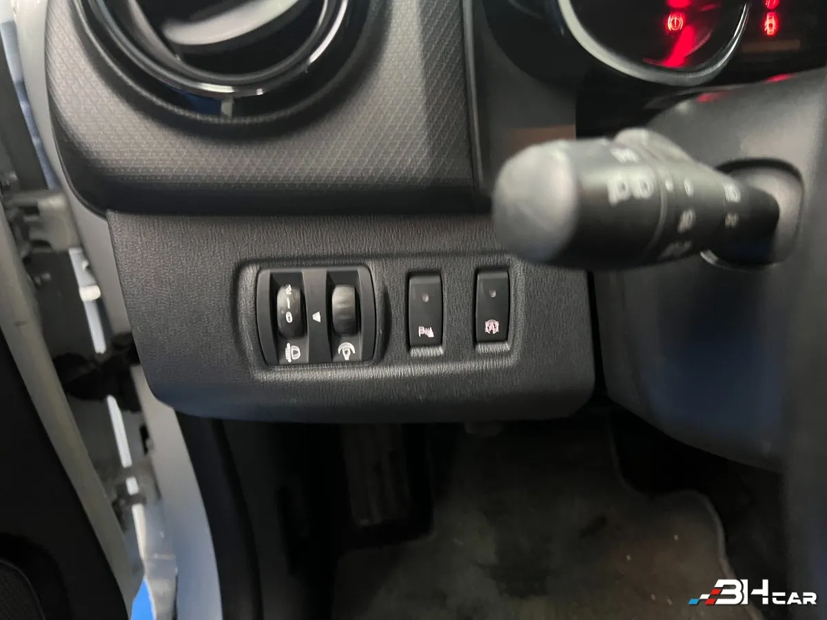 Renault Clio - photo 26