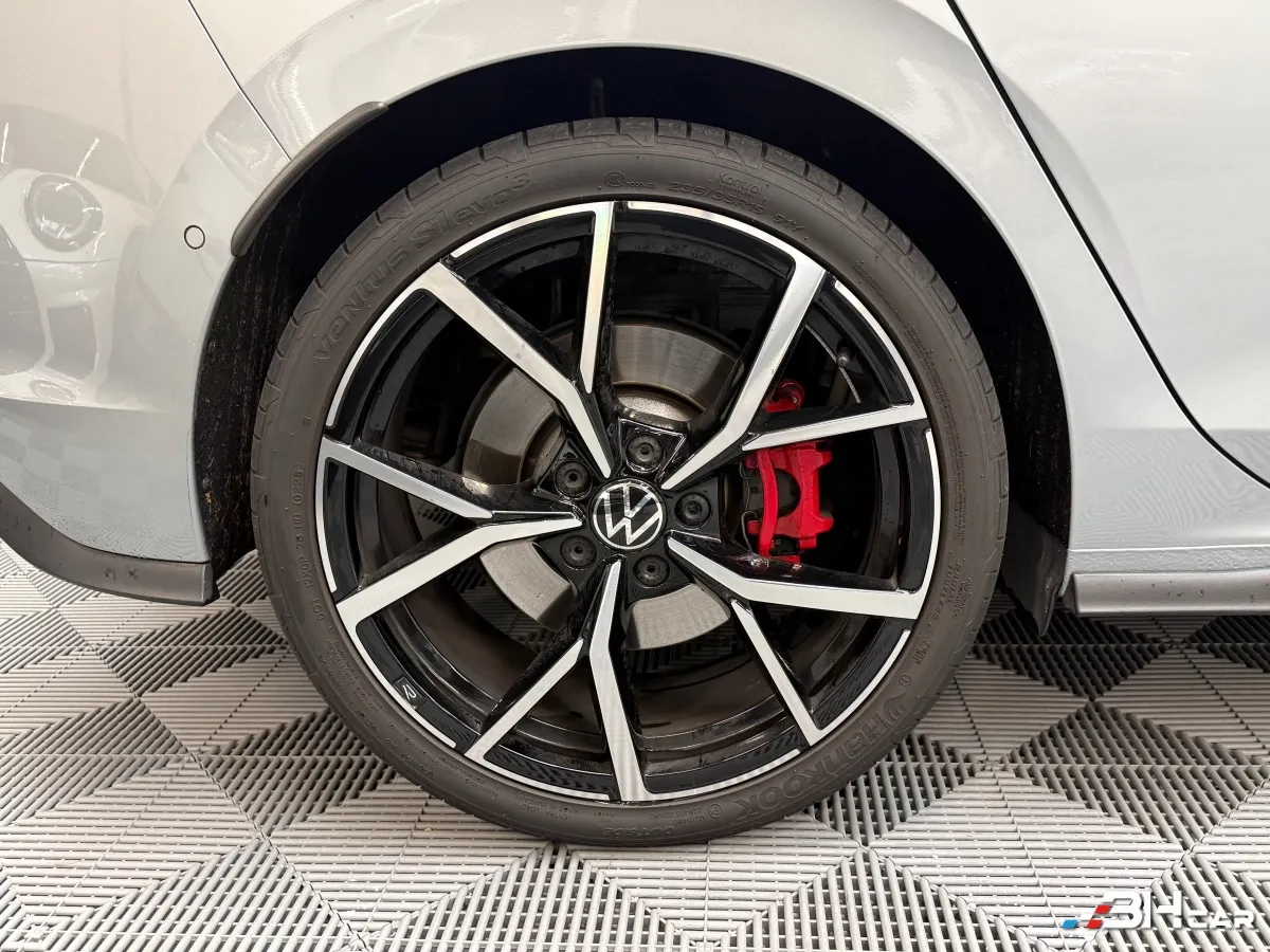 Volkswagen Golf - photo 28