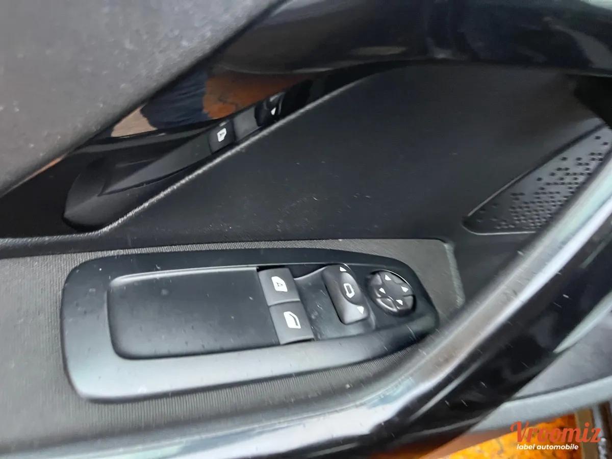 Peugeot 208 GENERATION-I 1.6 E-HDI 90 ACTIVE