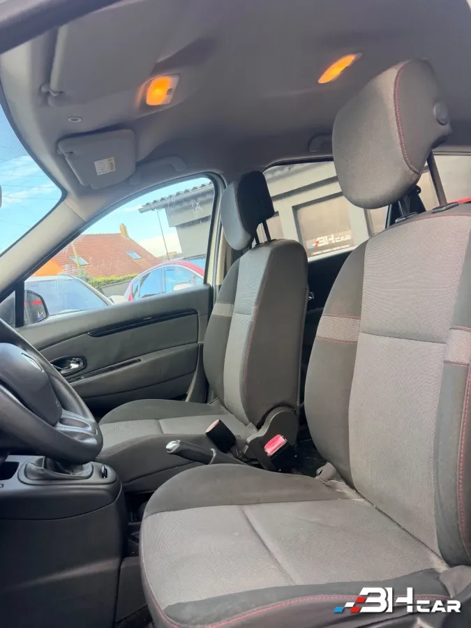 Renault Grand Scenic - photo 2