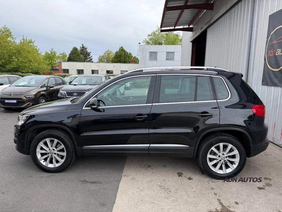 Volkswagen Tiguan 2.0 TDI 140 CARAT 4MOTION DSG BVA