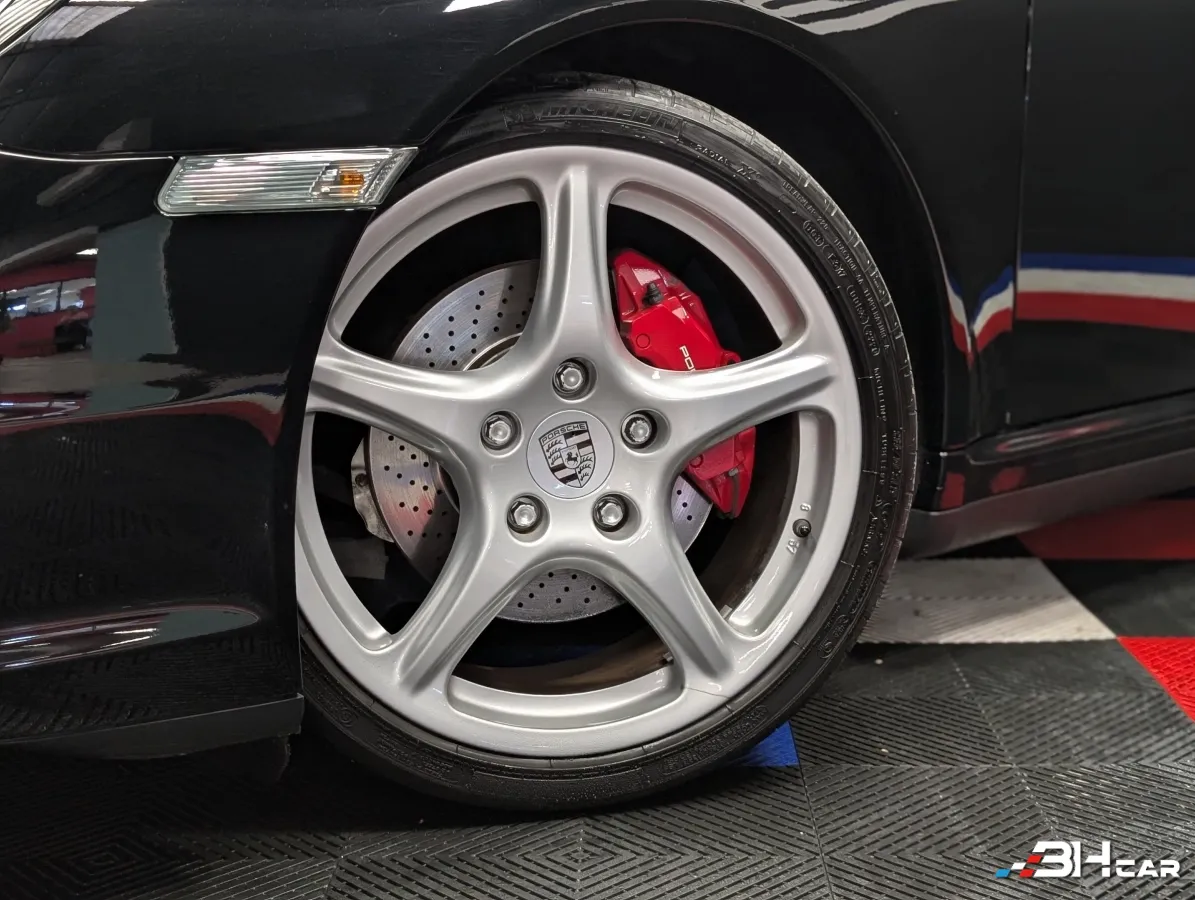 Porsche 911 - photo 18