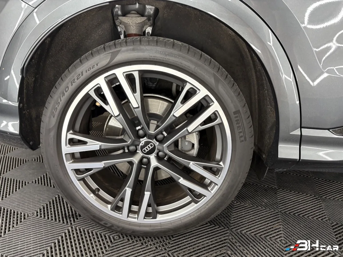 Audi Q5 - photo 22