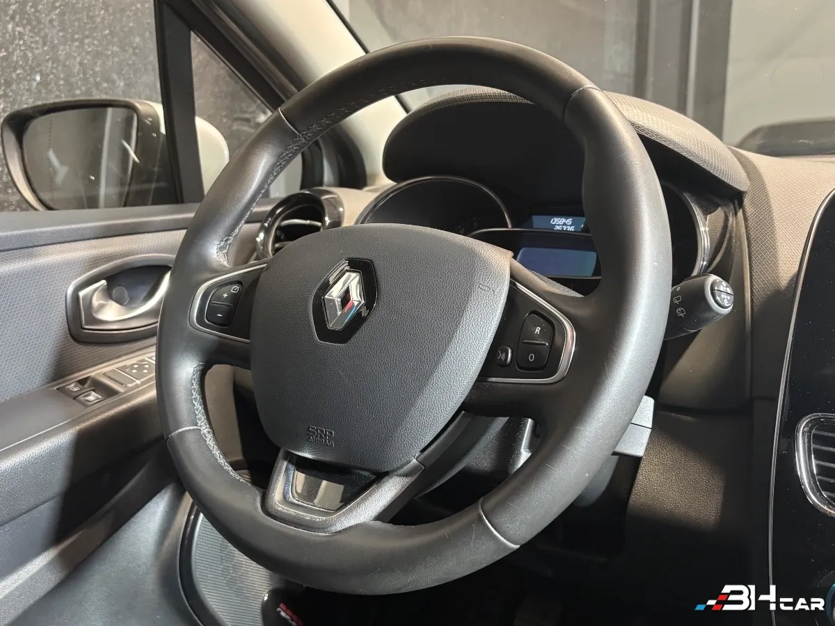 Renault Clio - photo 13