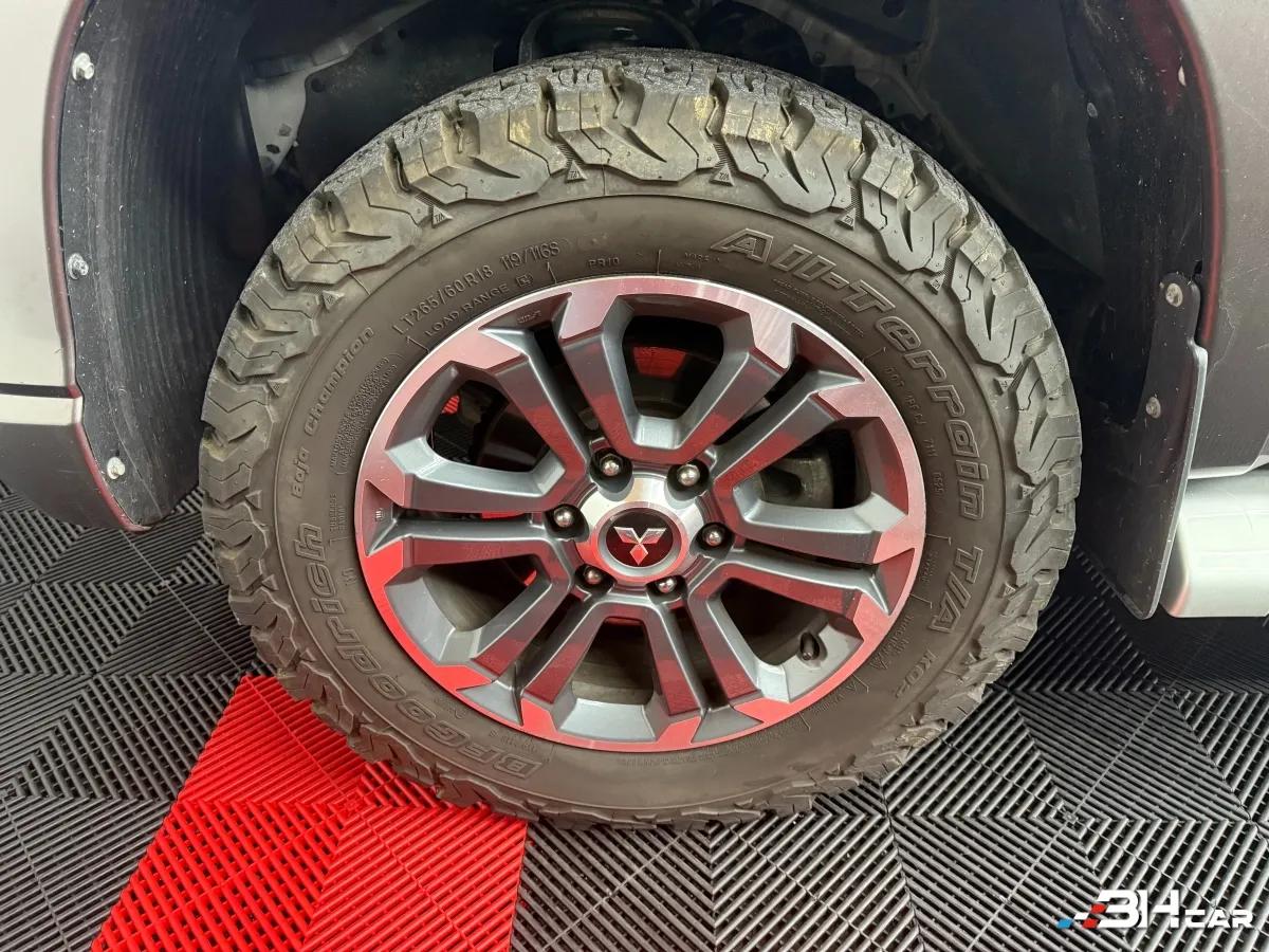 Aperçu indisponible de Mitsubishi L200