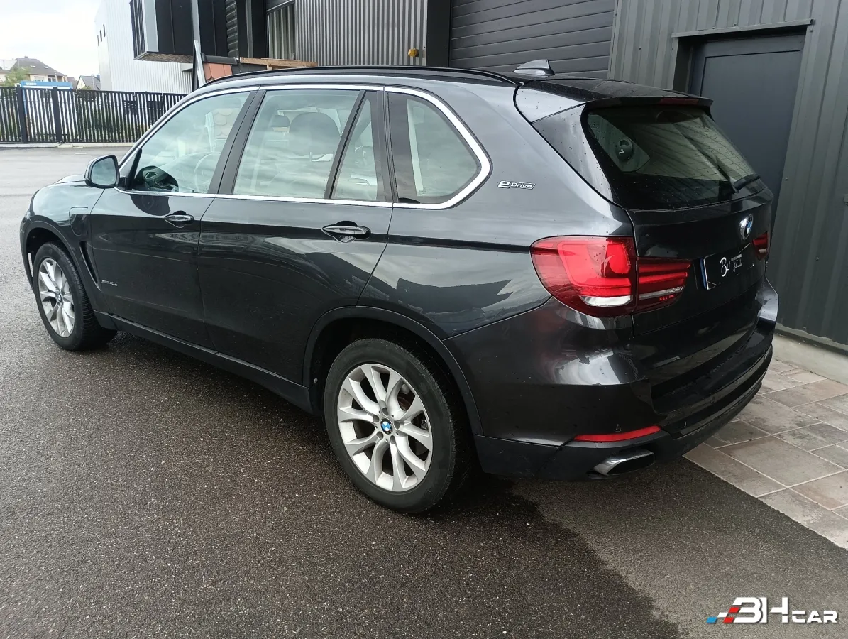 Bmw X5 - photo 3