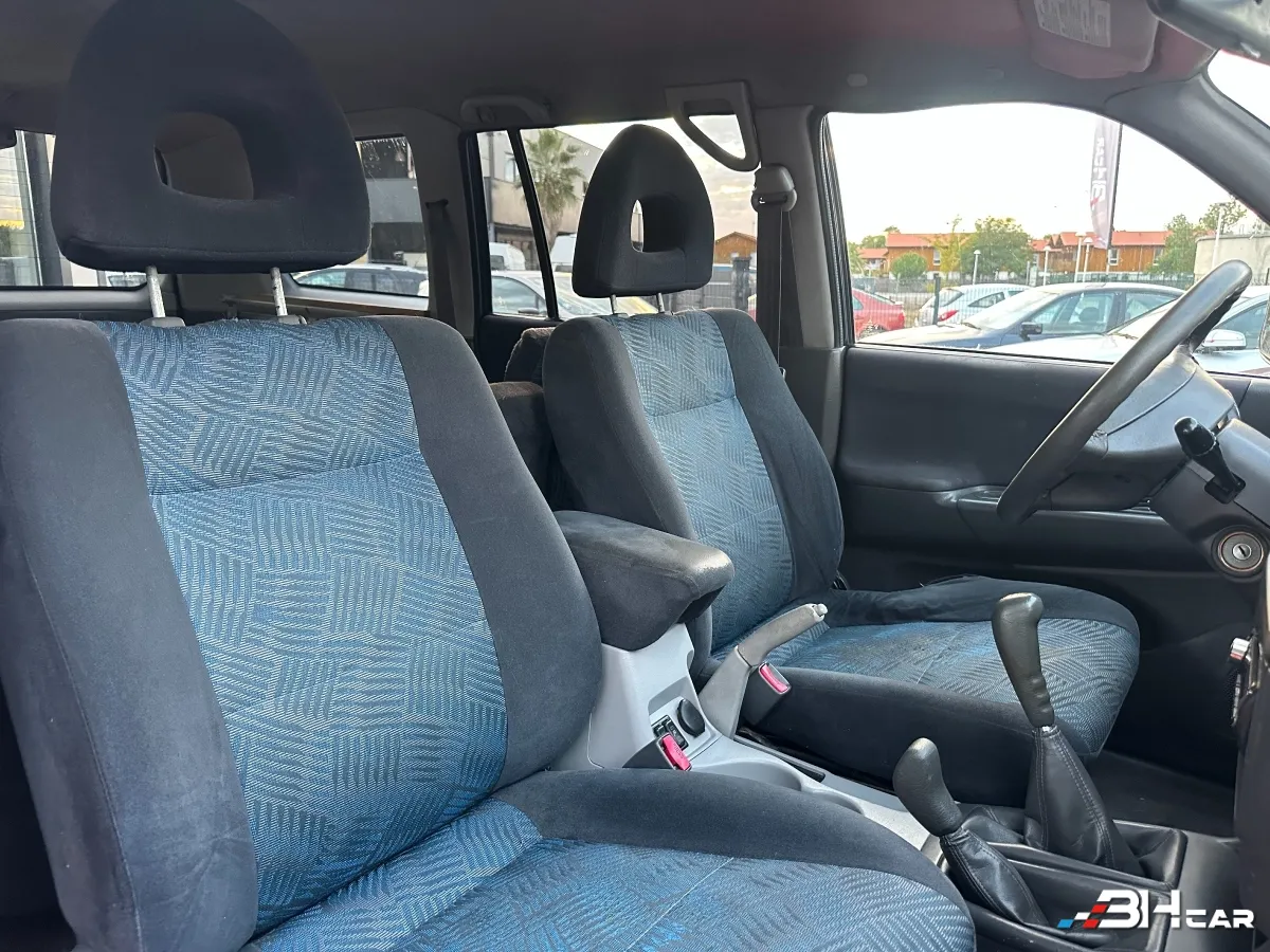 Mitsubishi Pajero Sport - photo 8