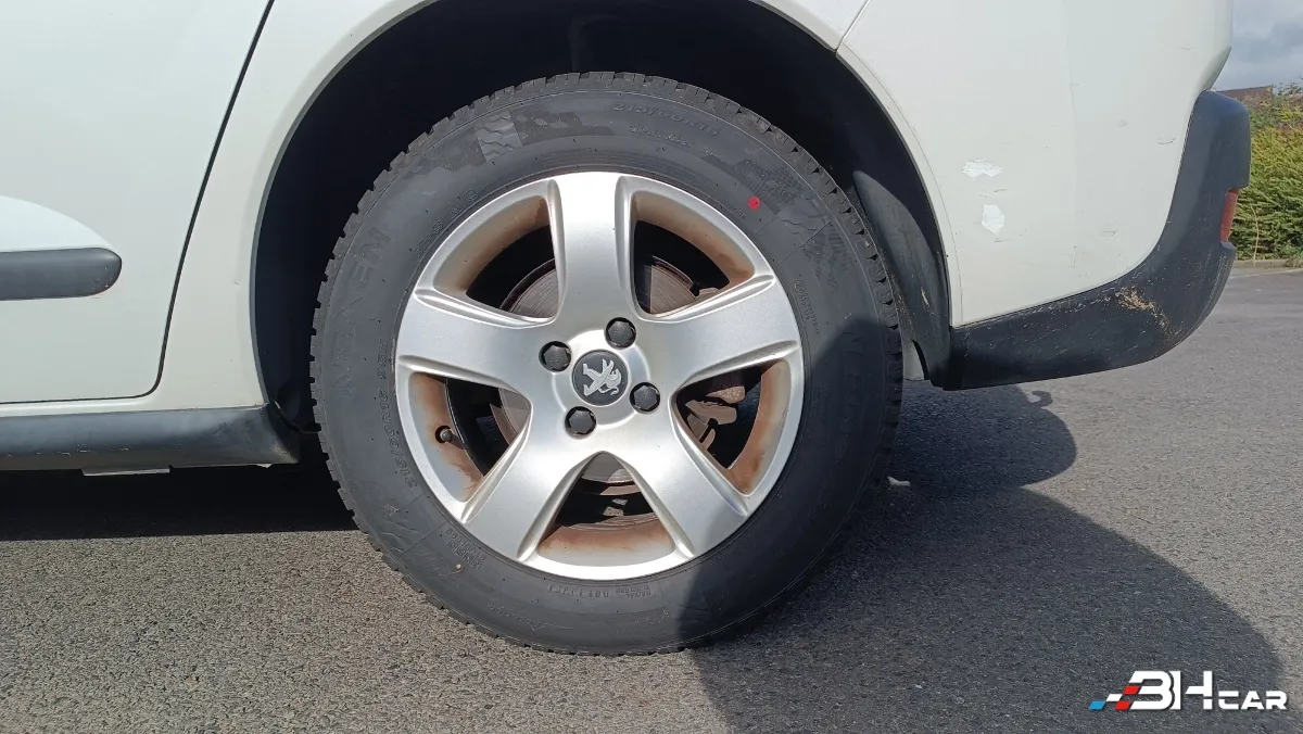 Peugeot 3008 - photo 9