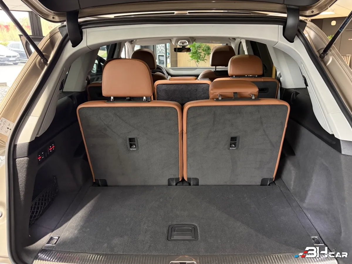 Audi Q7 - photo 37