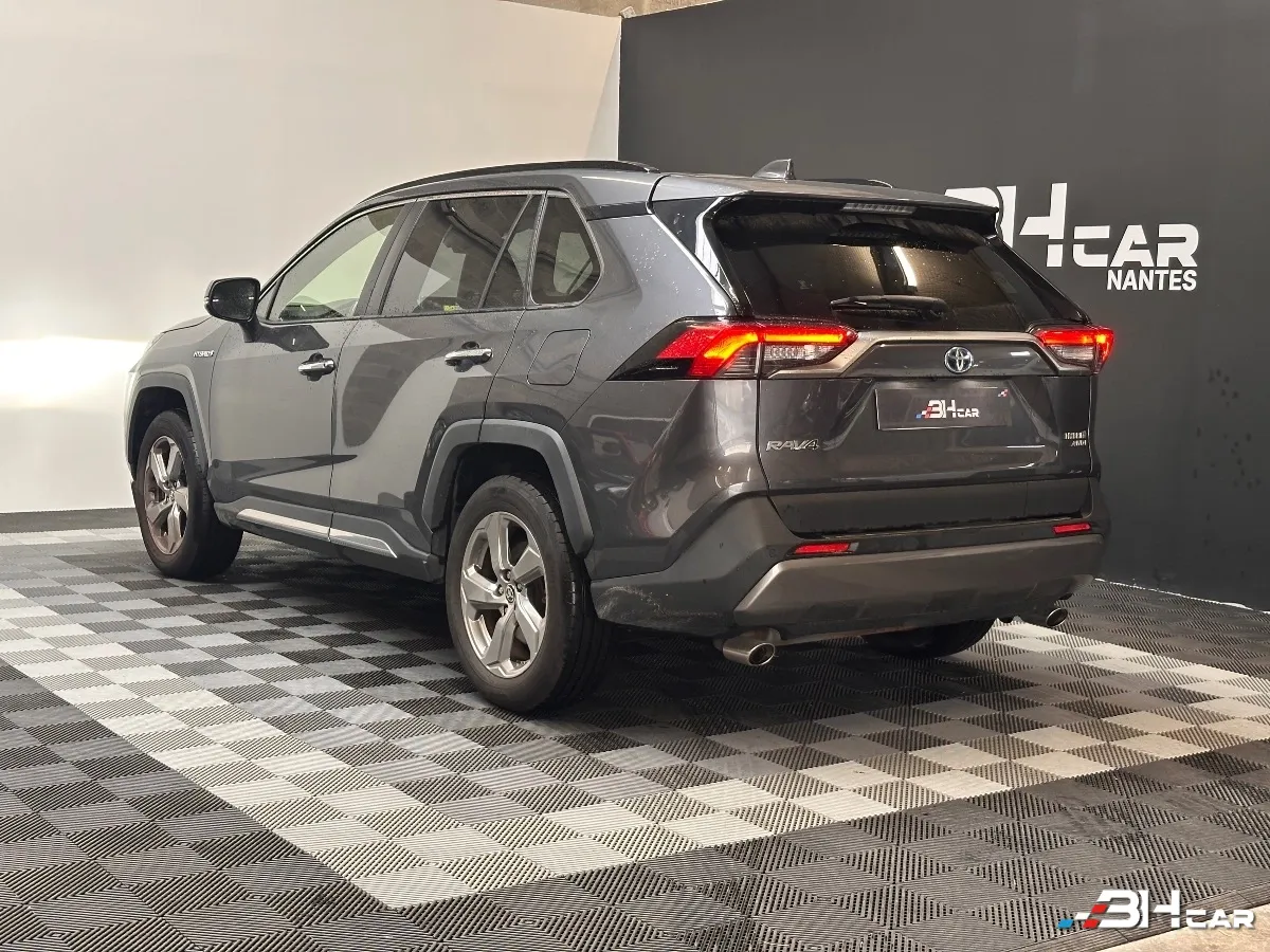 Toyota Rav-4 - photo 2