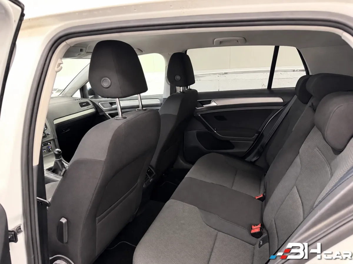 Volkswagen Golf - photo 19