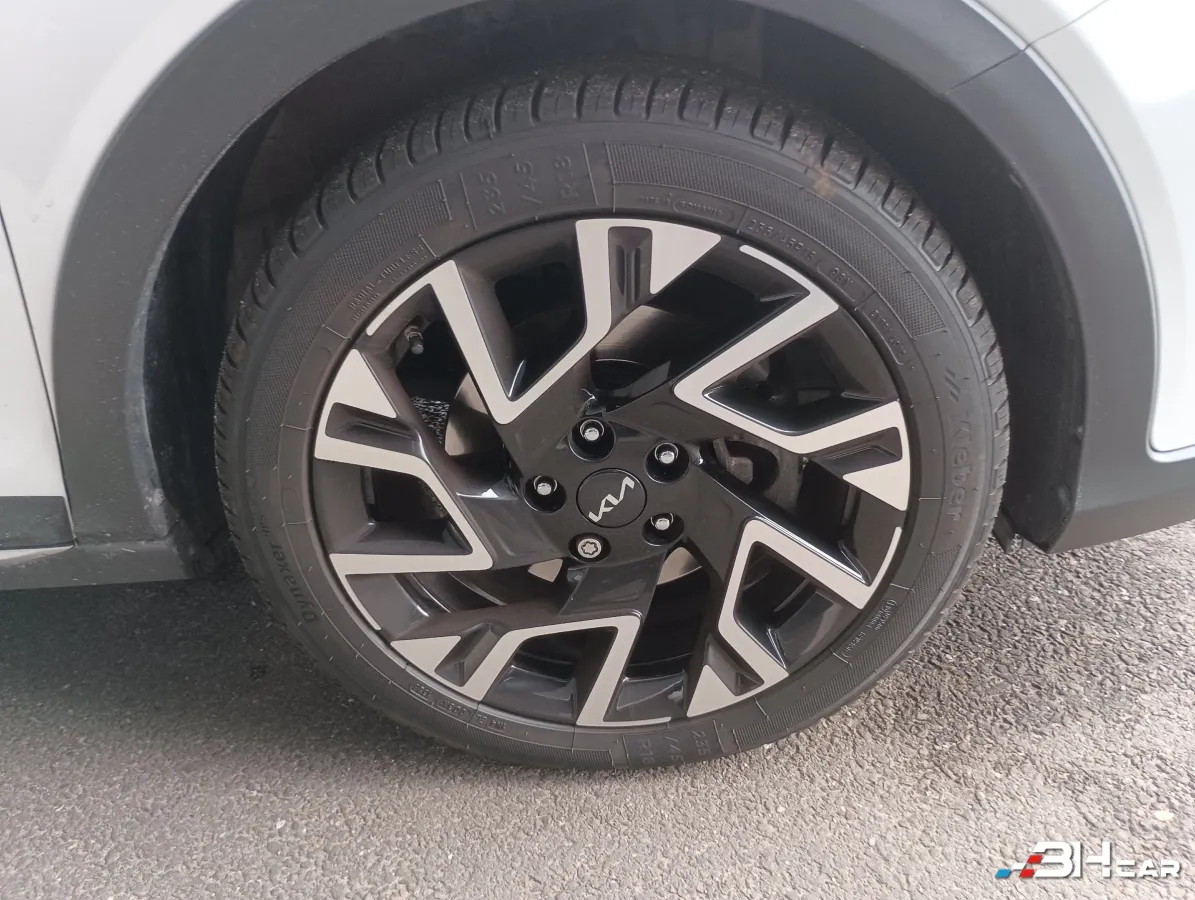 Kia Xceed - photo 13