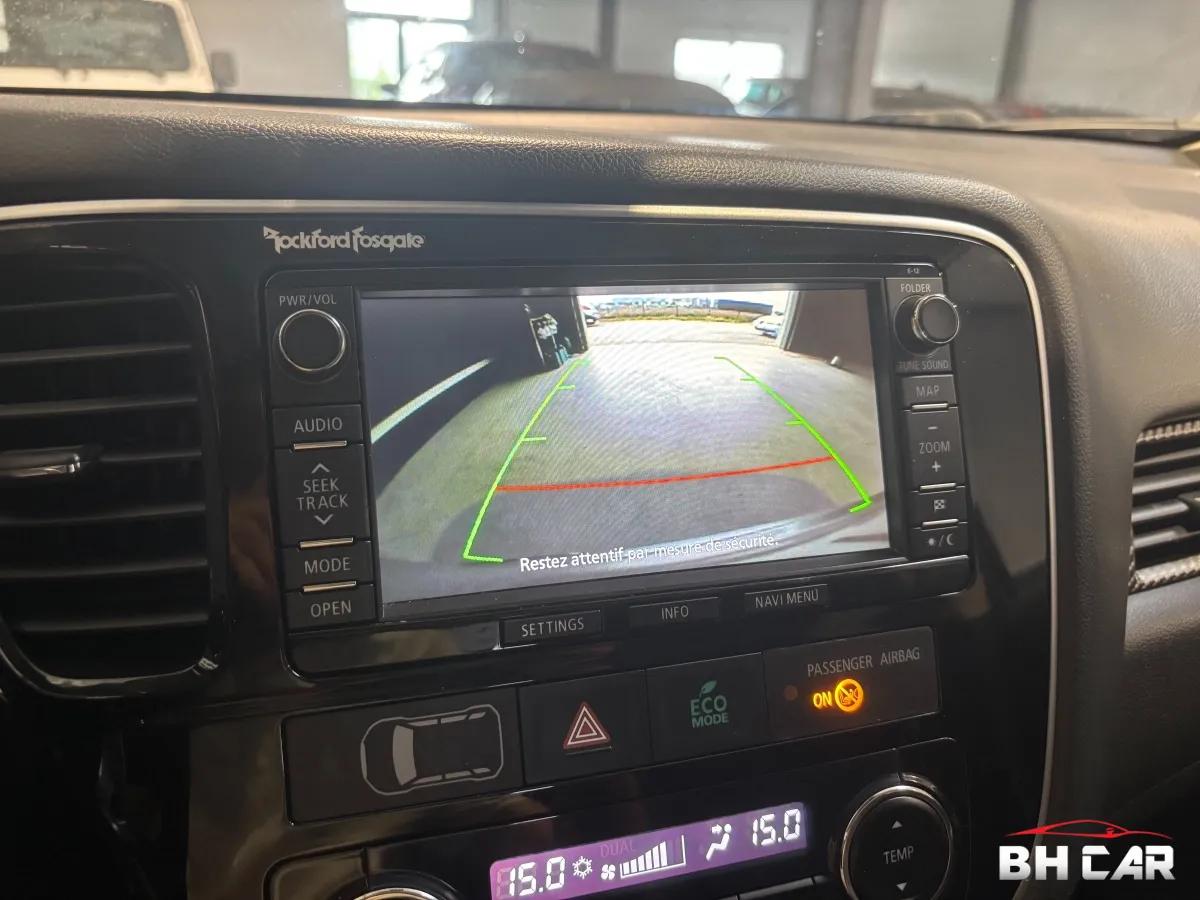 Aperçu indisponible de Mitsubishi Outlander