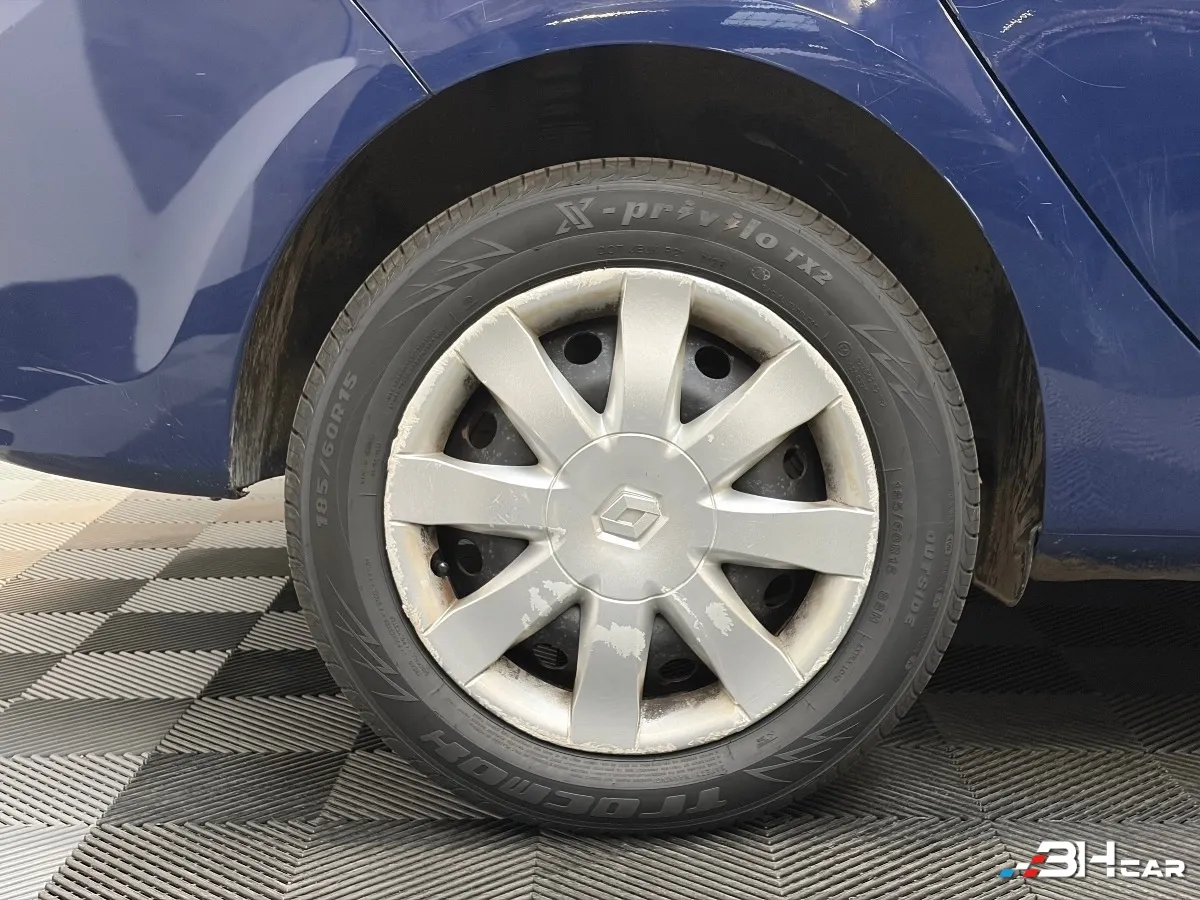 Renault Clio - photo 16
