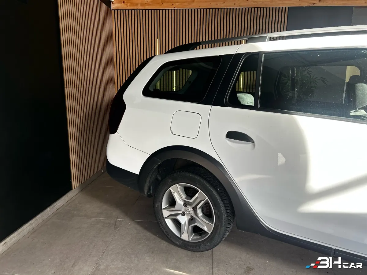 Dacia Logan - photo 8