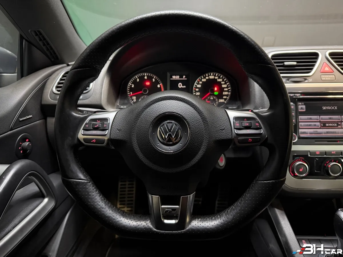 Volkswagen Scirocco - photo 16