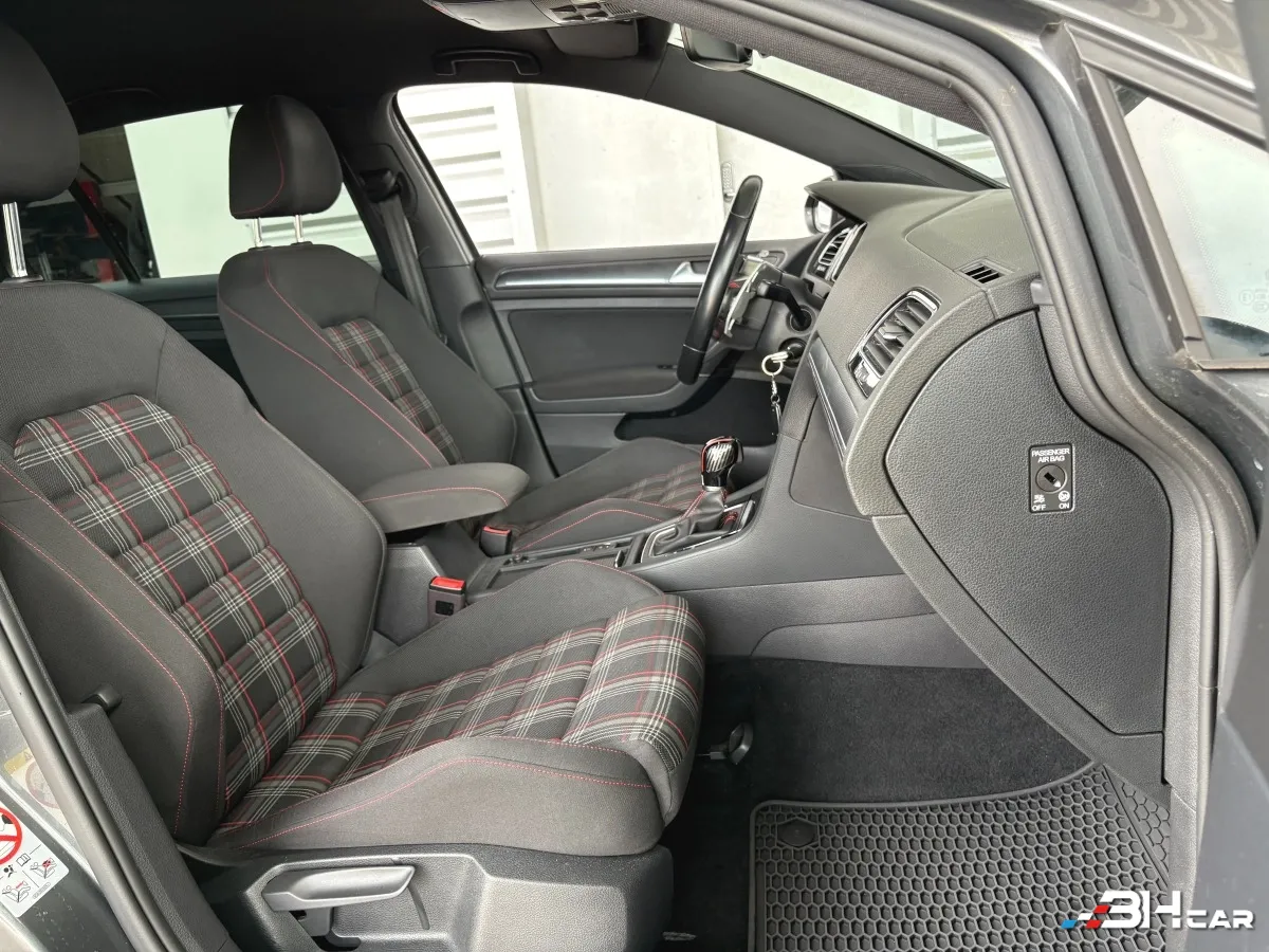 Volkswagen Golf - photo 10