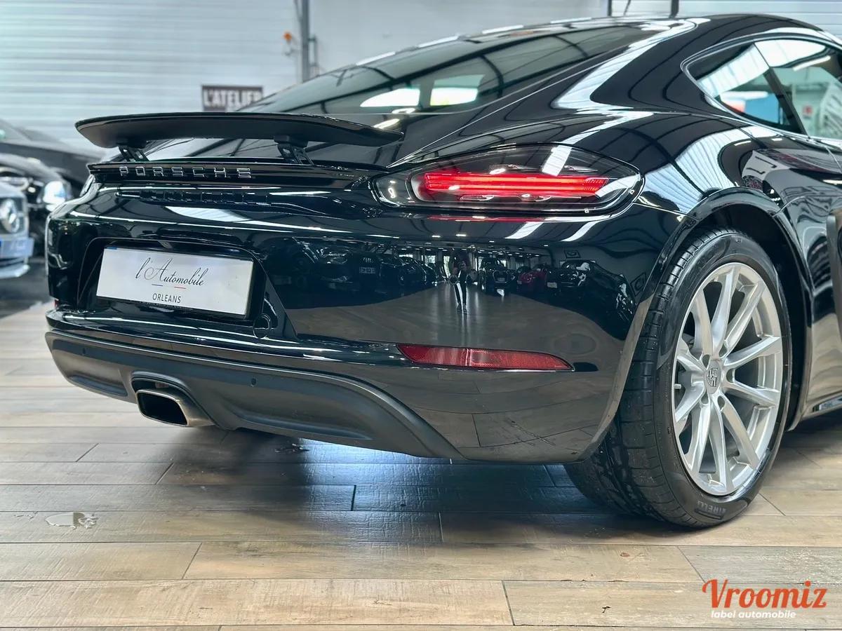 Porsche 718 Cayman 