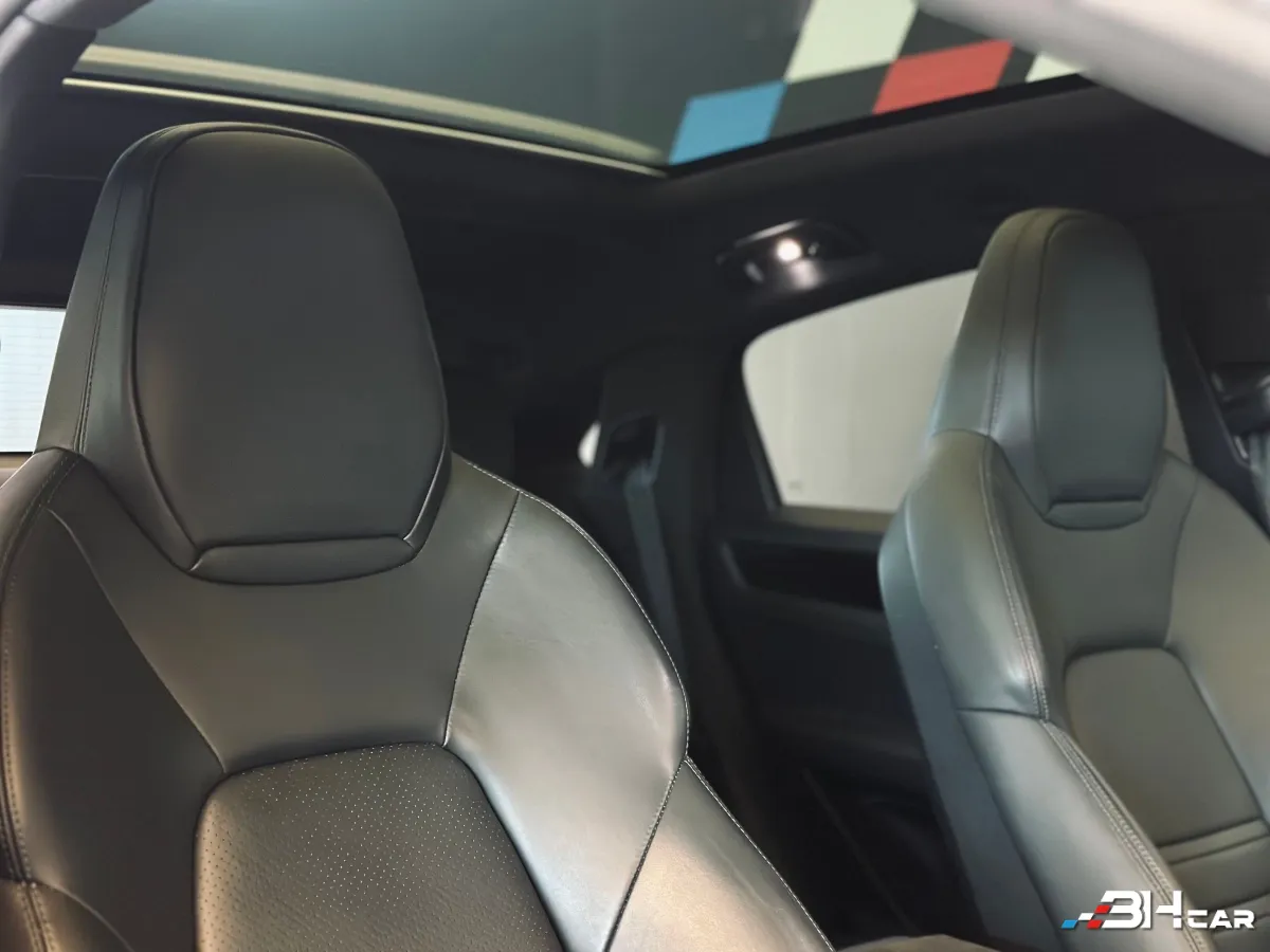 Porsche Cayenne - photo 8
