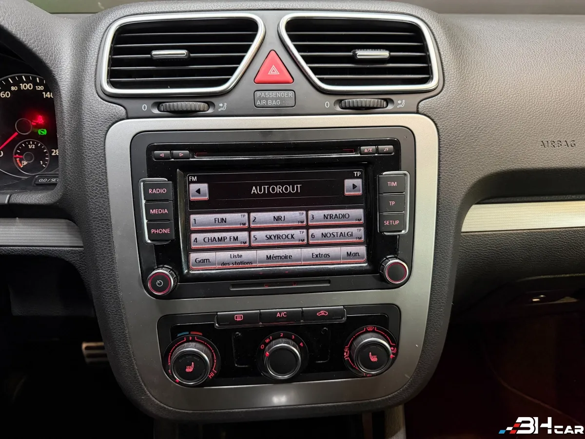 Volkswagen Scirocco - photo 22