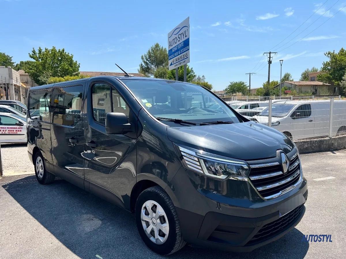 RENAULT Trafic