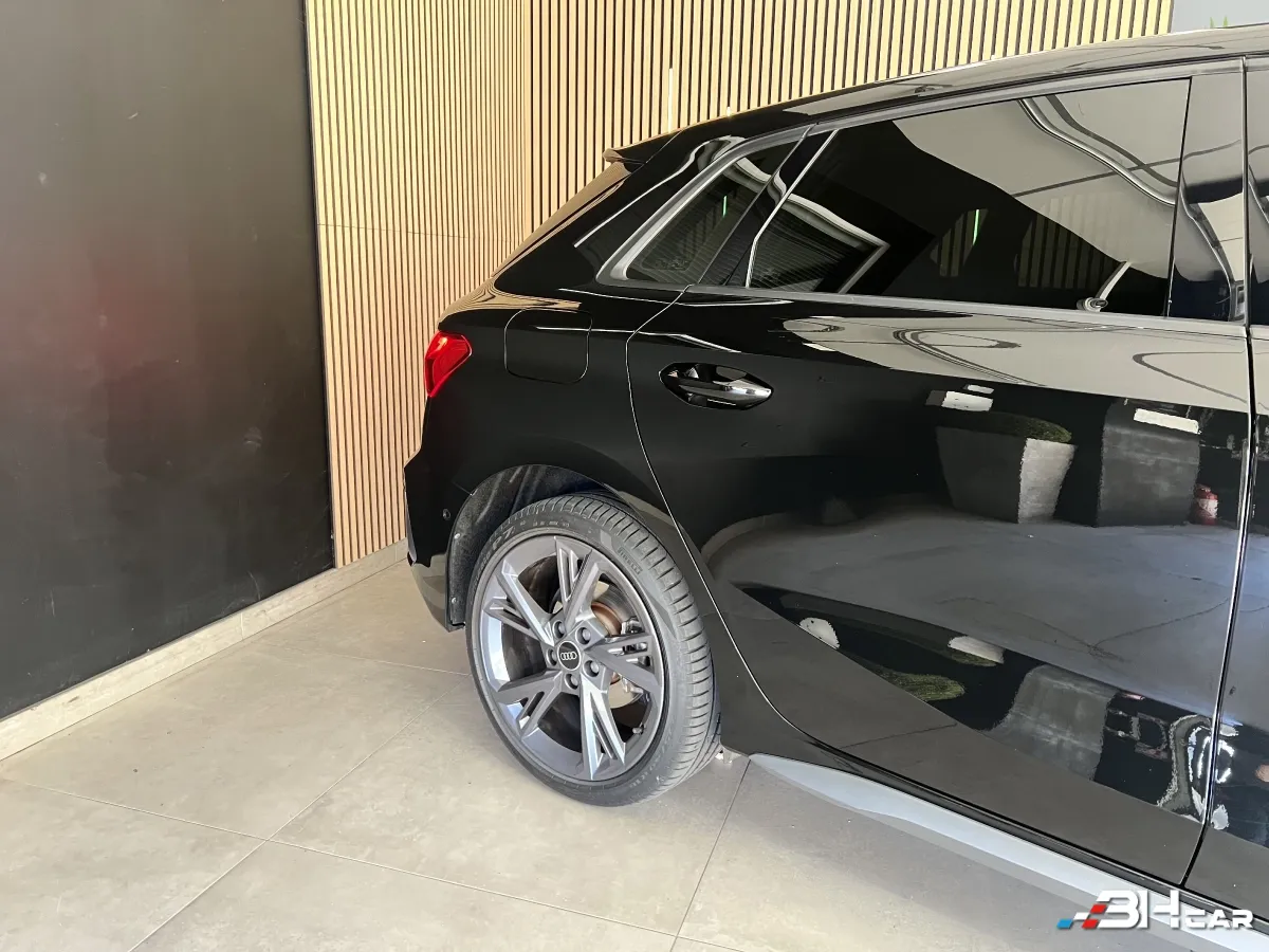 Audi A3 - photo 8
