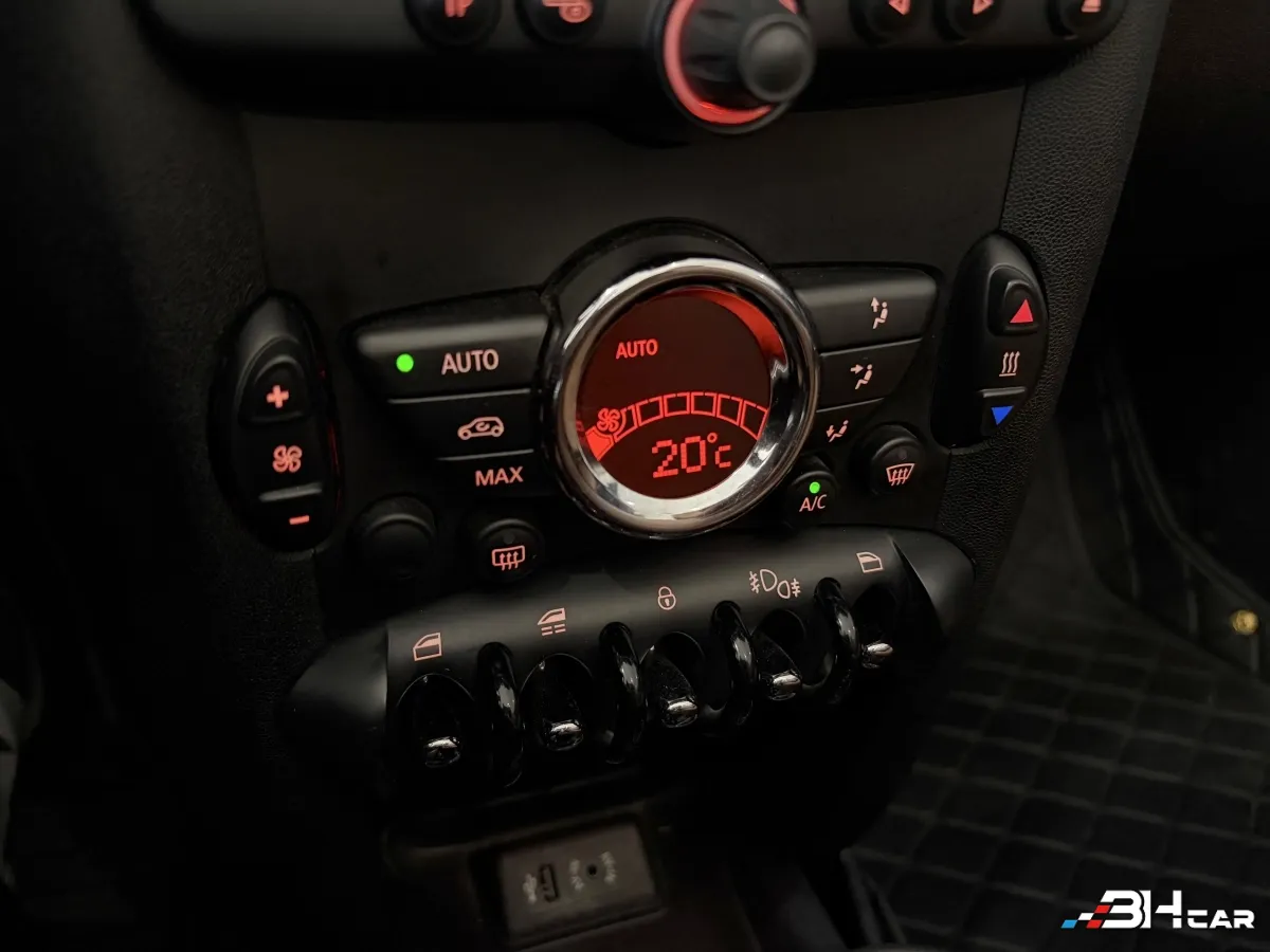 Mini Cabrio - photo 20