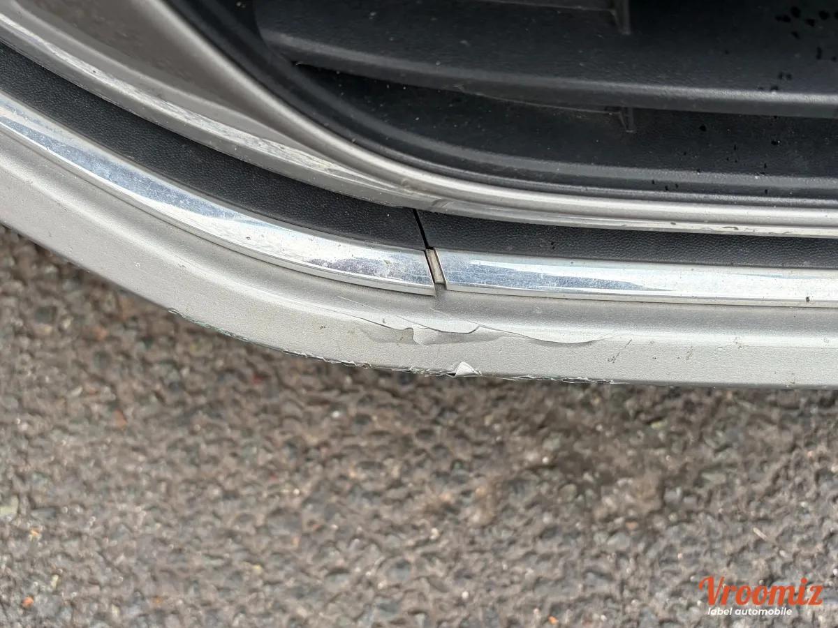 Volkswagen Golf 2.0 TDI 150 BLUEMOTION CARAT DSG BVA