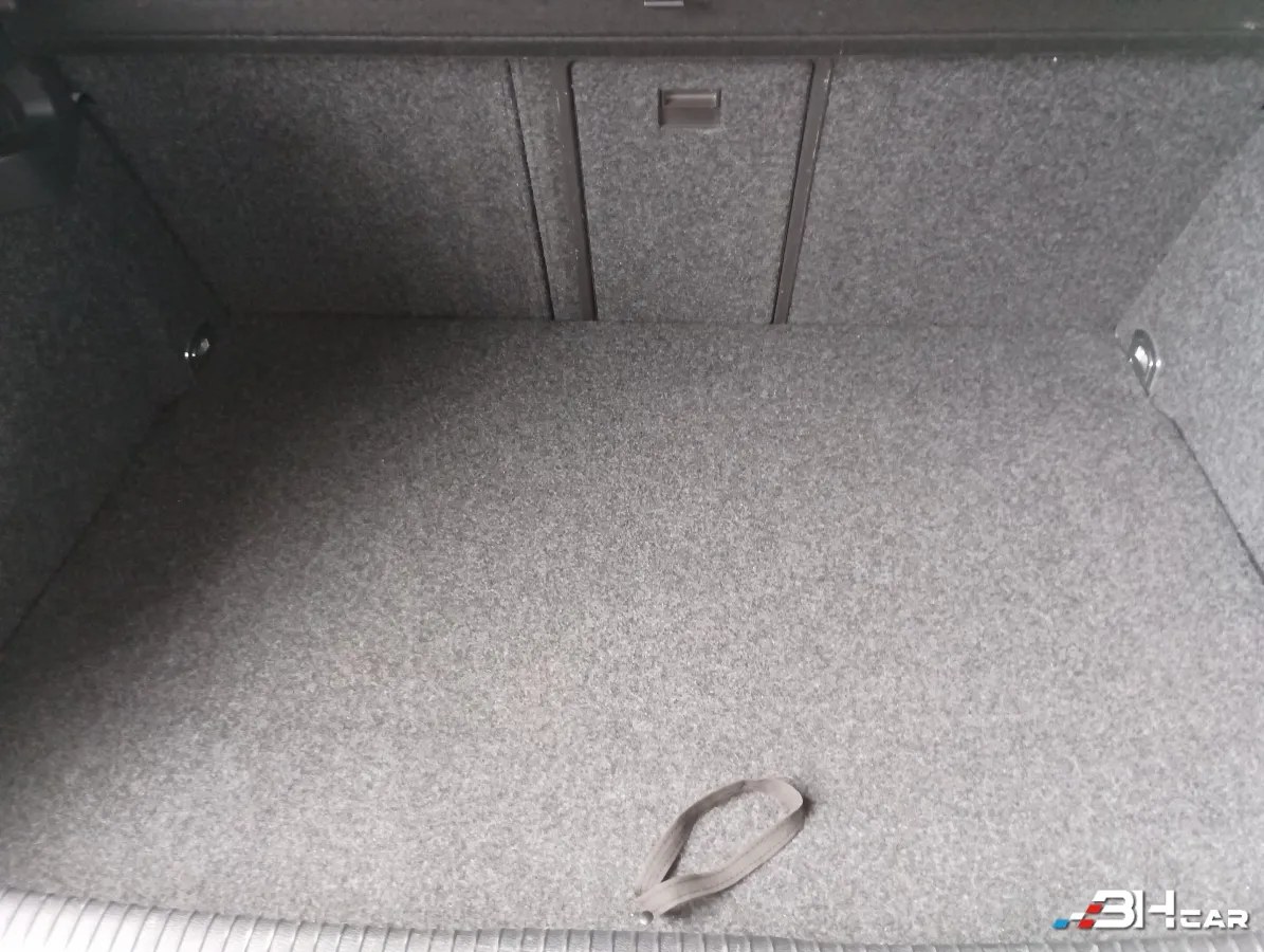 Volkswagen Golf - photo 26
