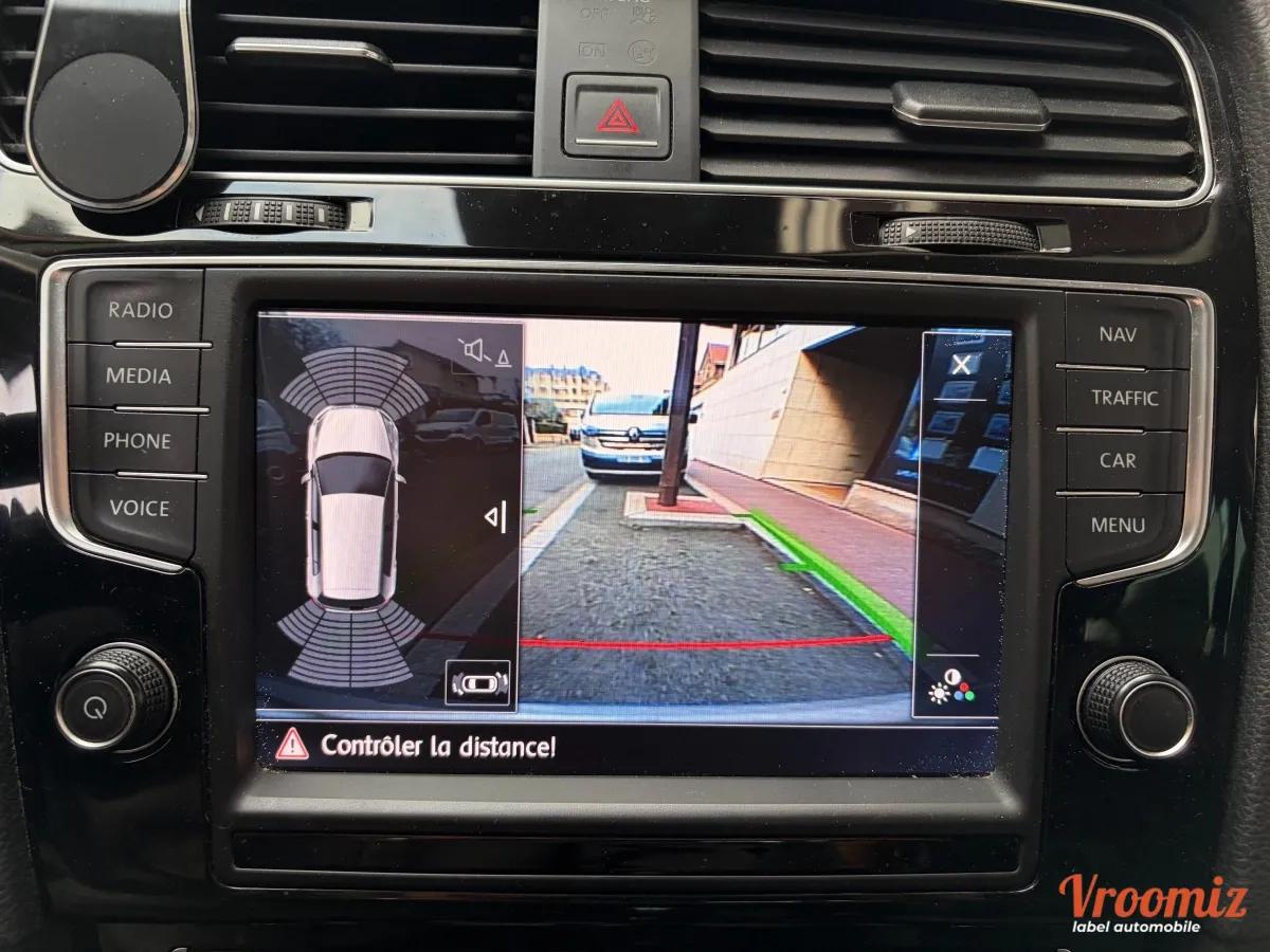 Volkswagen Golf 2.0 TDI 150 BLUEMOTION CARAT DSG BVA