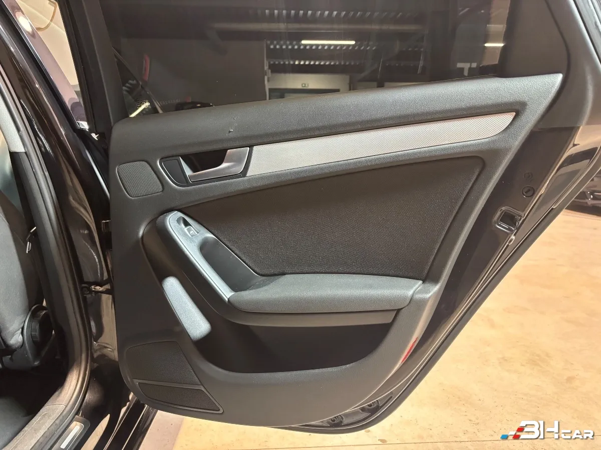 Audi A4 - photo 20