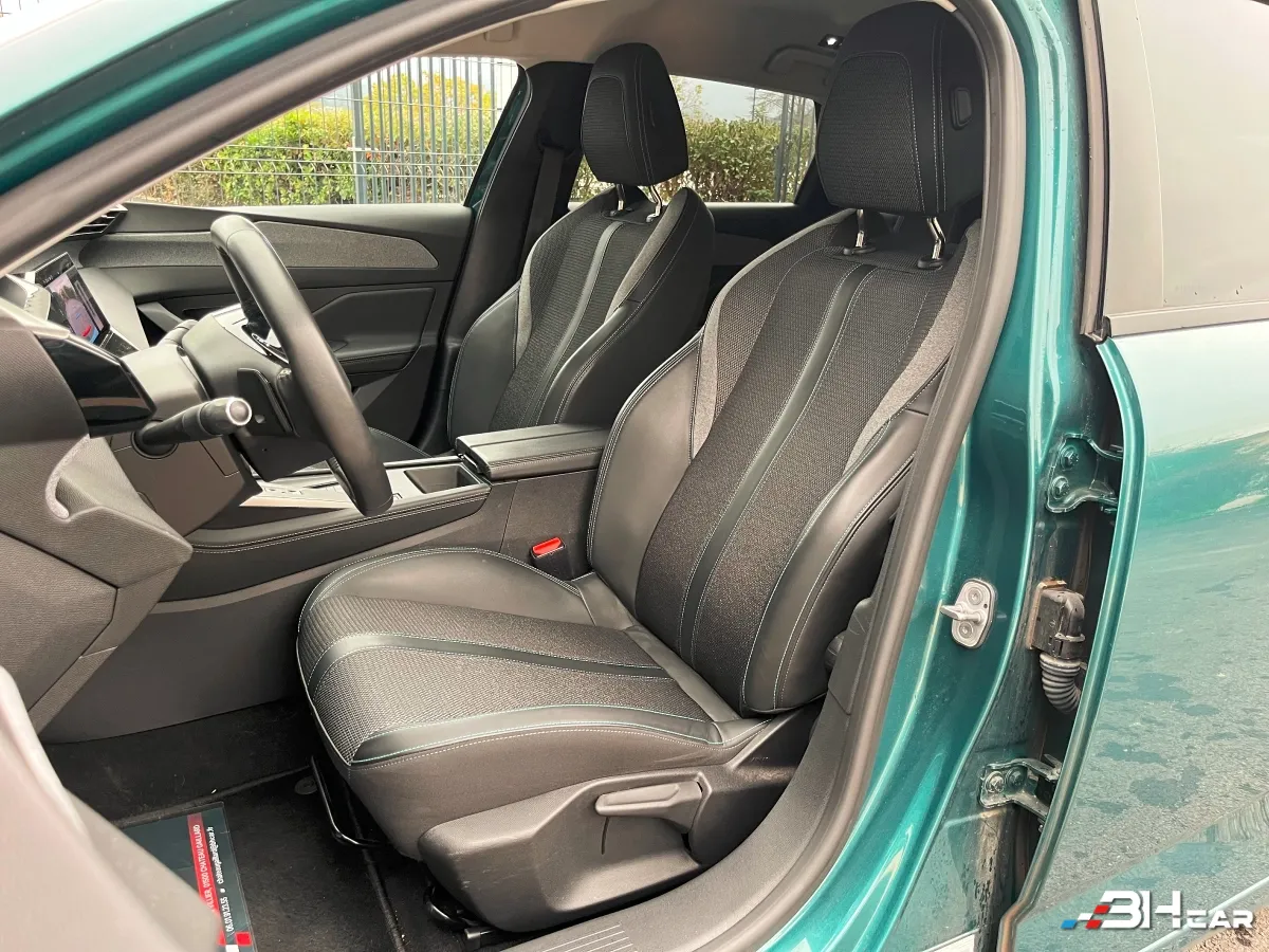 Peugeot 308 - photo 12