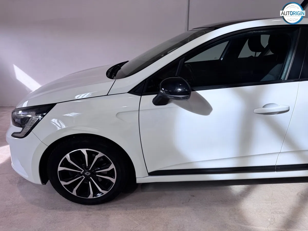 Renault Clio - photo 4
