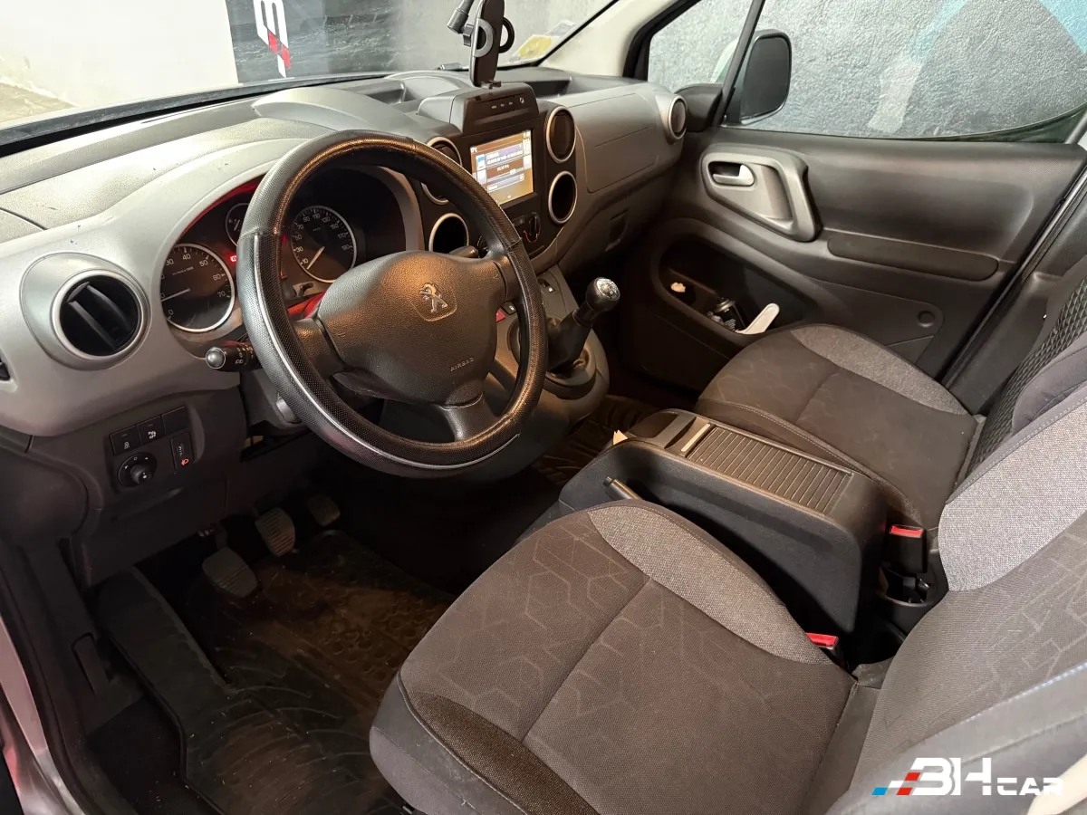 Peugeot Partner Tepee - photo 16