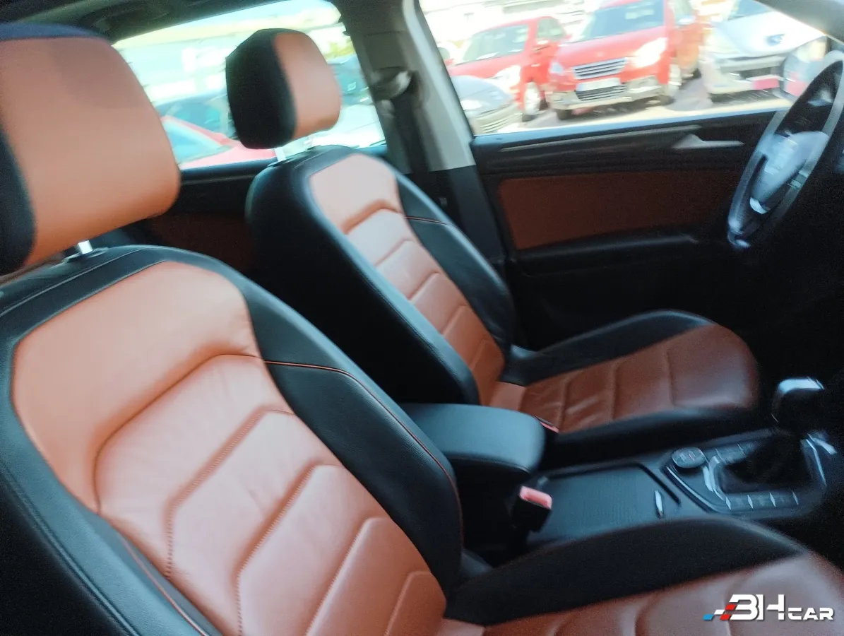 Volkswagen Tiguan - photo 21