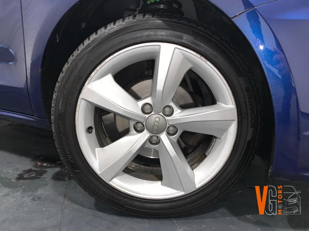 Audi A1 SPORTBACK 1.0 TFSI 95 ULTRA AMBIENTE S-TRONIC BVA