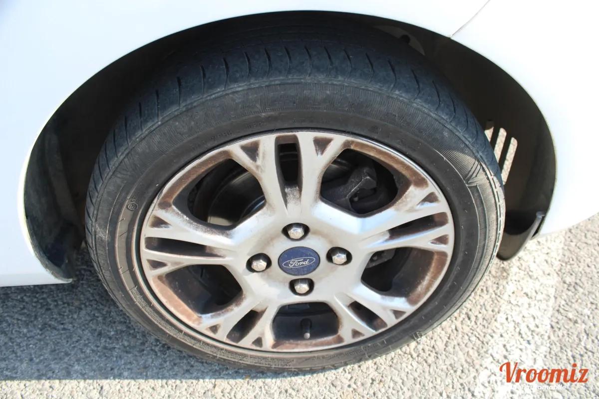 FORD FIESTA V Phase 2 ETHANOL - 1.0 ECOBOOST 100 - EDITION POWERSHIFT 5P - Garantie 12 Mois