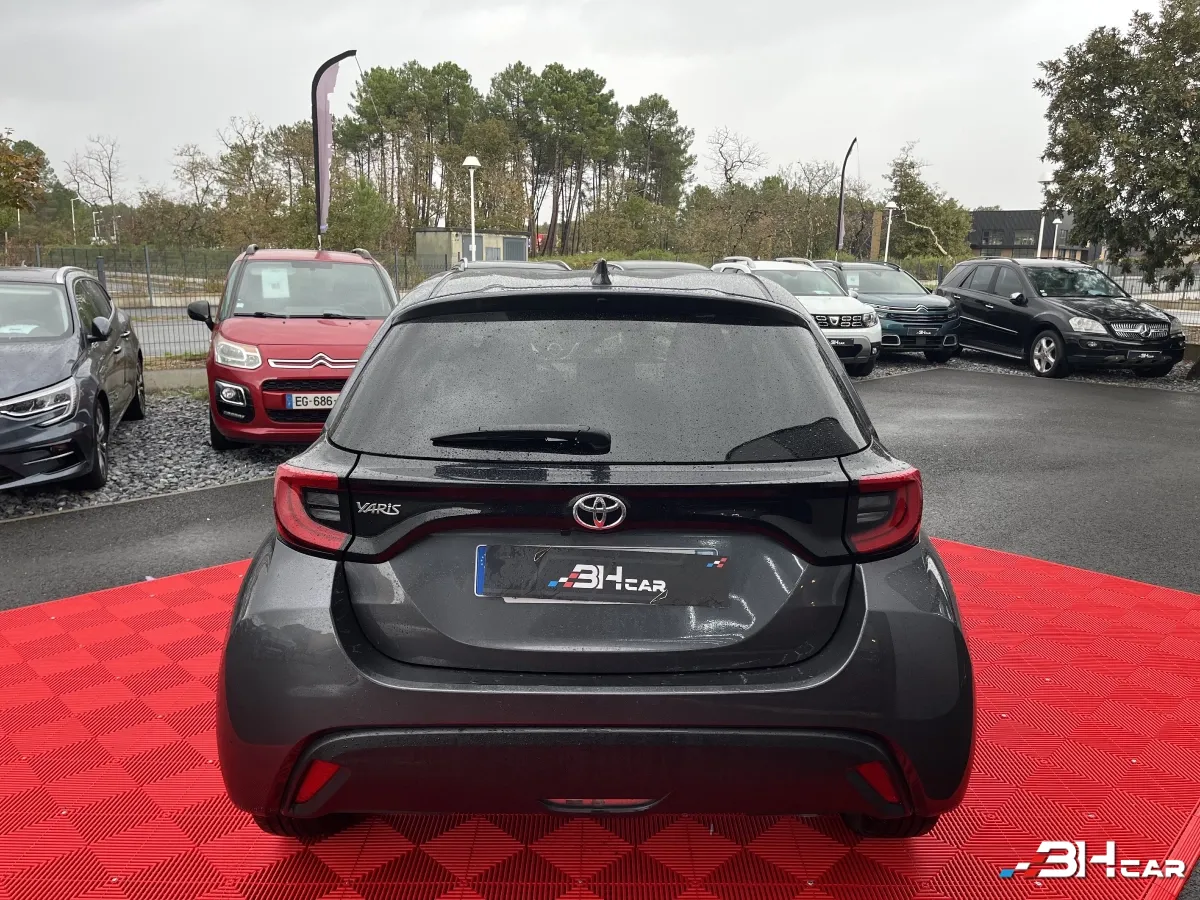 Toyota Yaris - photo 5