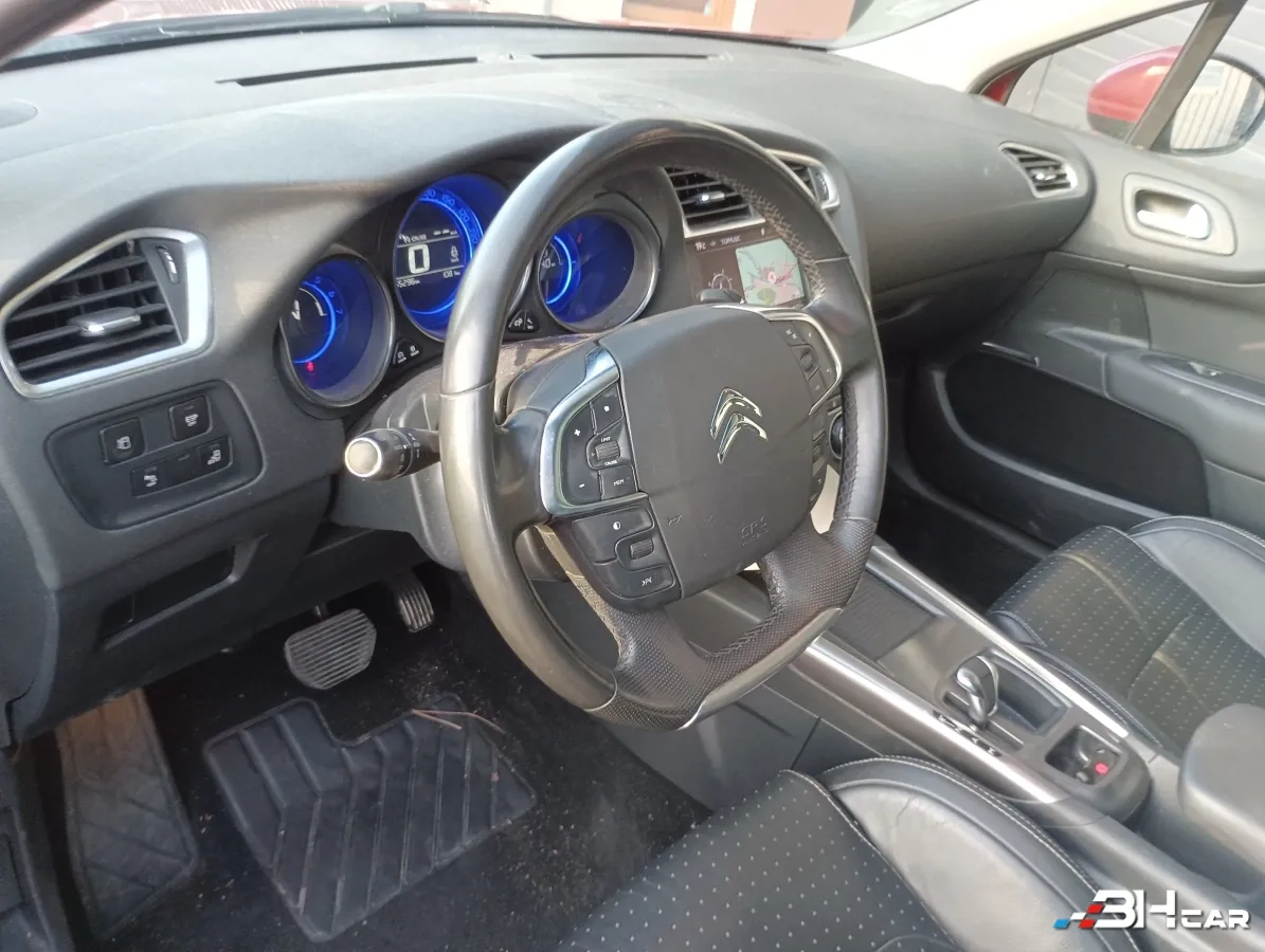 Citroen C4 - photo 14