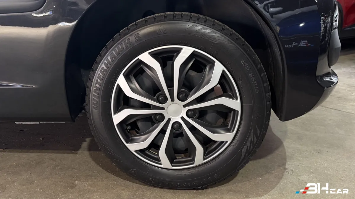 Peugeot 207 - photo 12
