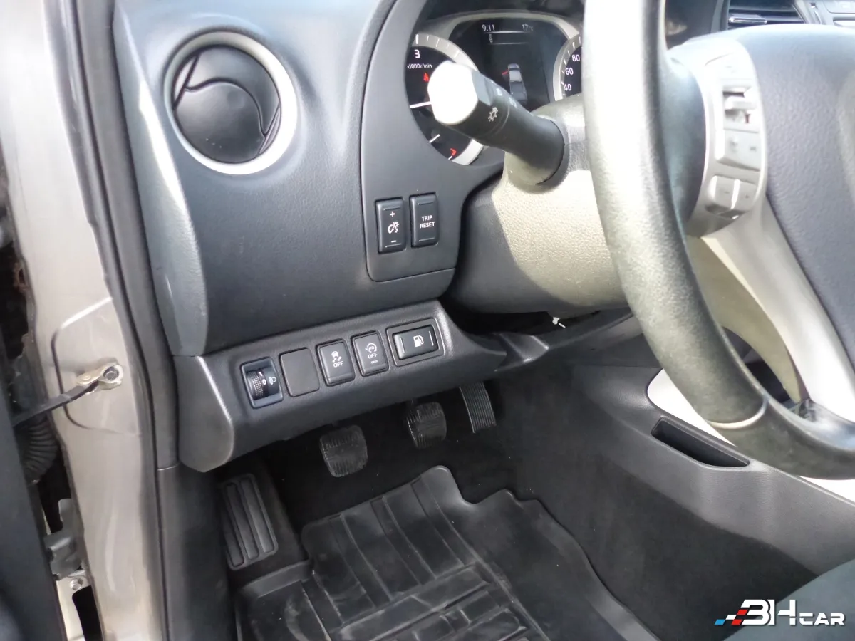 Nissan Np300 Navara - photo 14